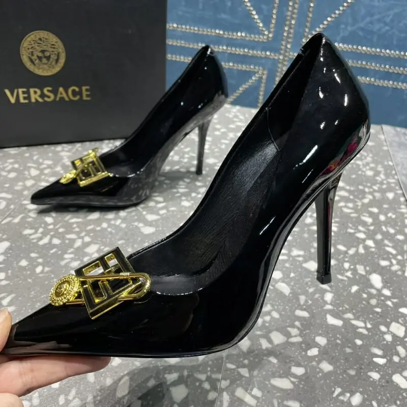 versace a talons hauts chaussures pour femme s_11b5602